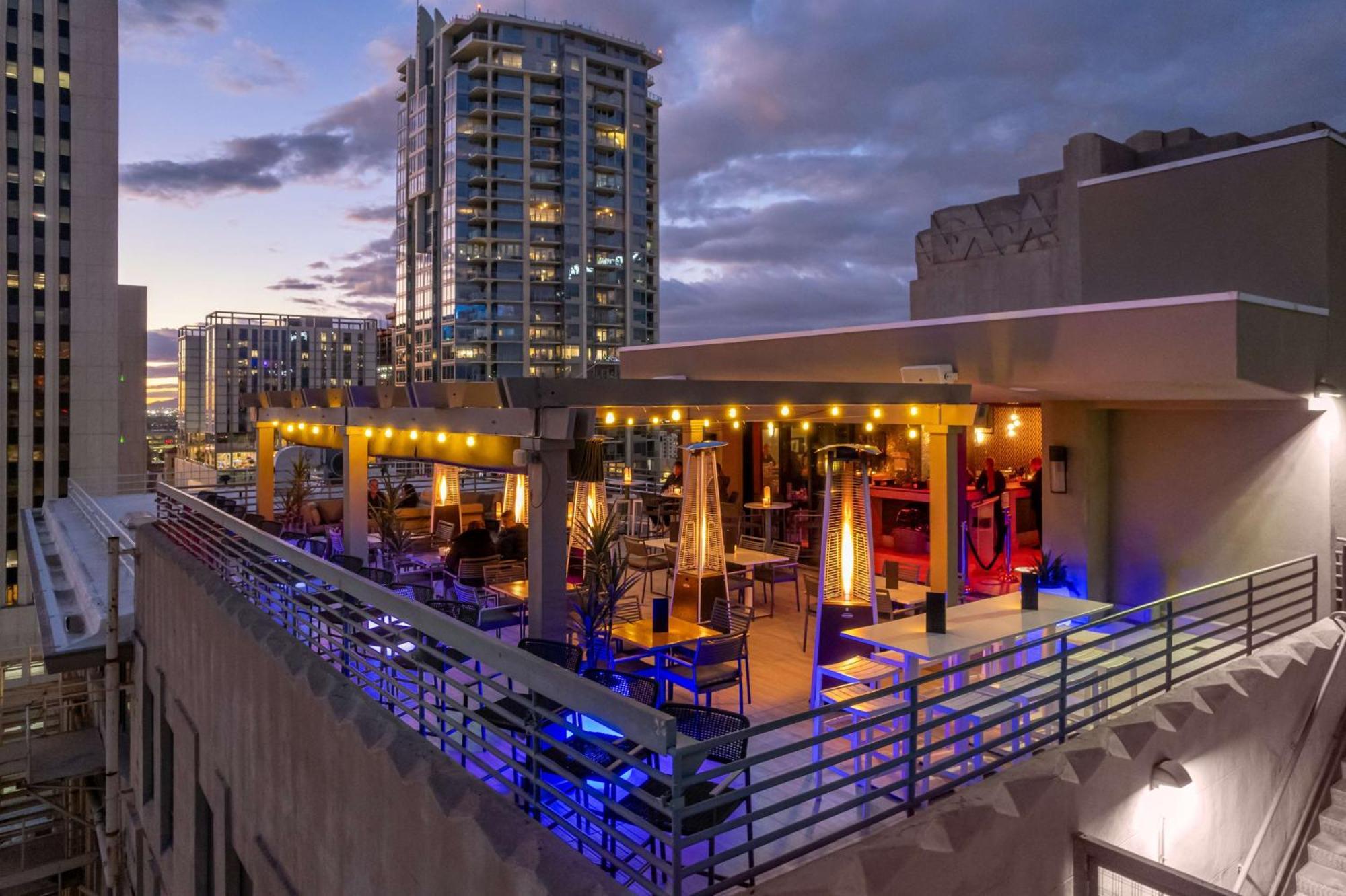 Hilton Garden Inn Phoenix Downtown Экстерьер фото