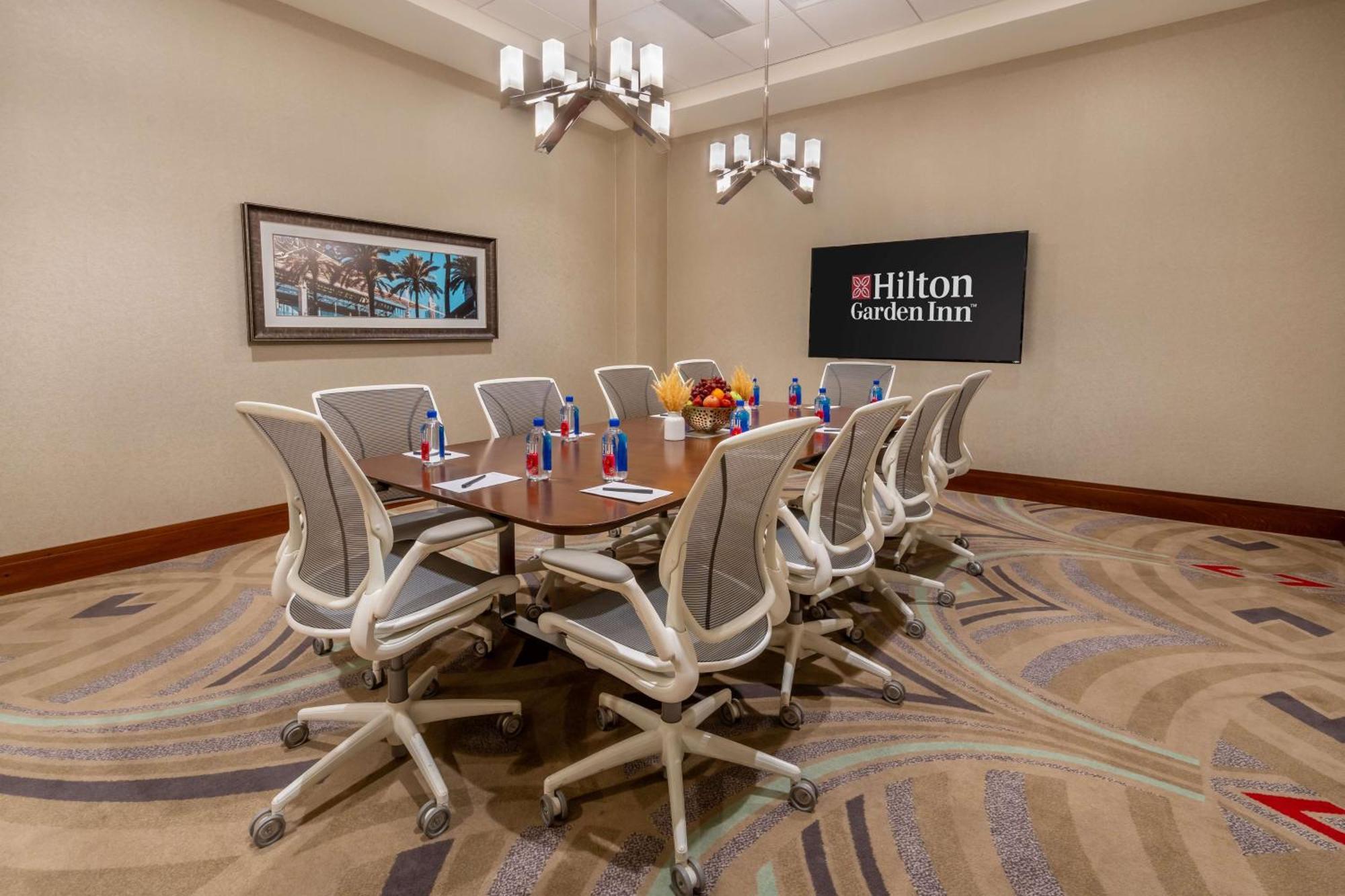 Hilton Garden Inn Phoenix Downtown Экстерьер фото