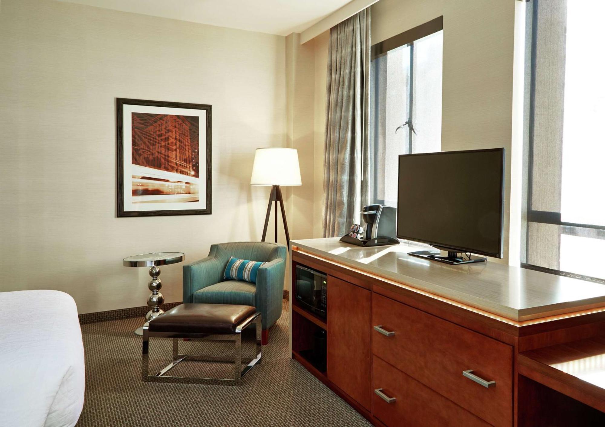 Hilton Garden Inn Phoenix Downtown Экстерьер фото